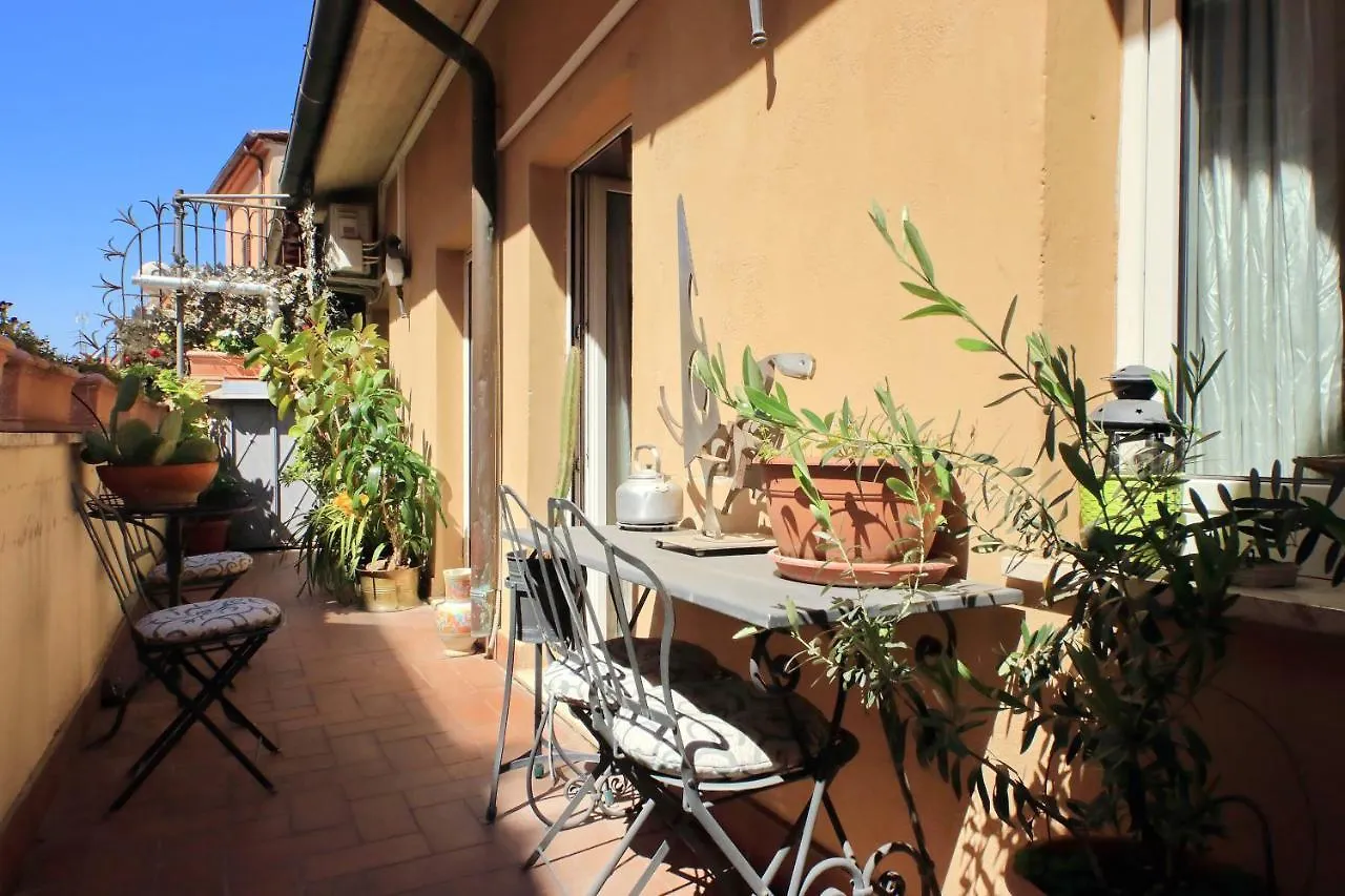 4Bnb - Luxury Trevi Apartment W Terrace Roma 0*,  Italia