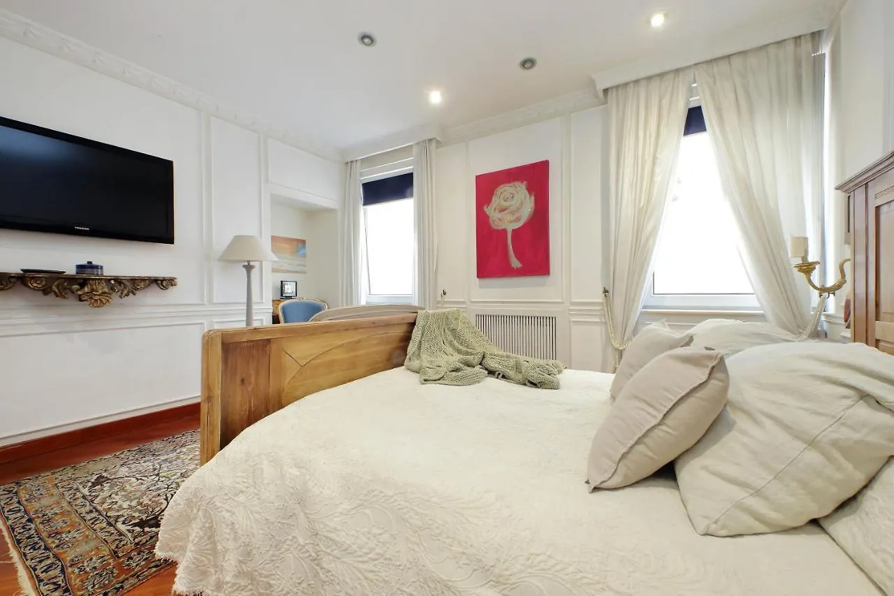 4Bnb - Luxury Trevi Apartment W Terrace Roma